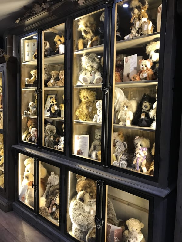 The Bearhouse Gallery